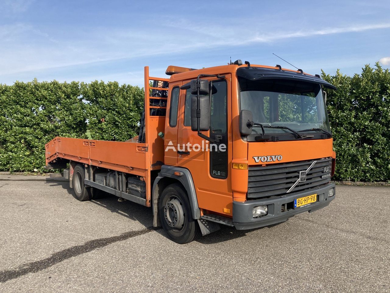 Volvo FL 612 -42R-11T Euro2 flatbed truck