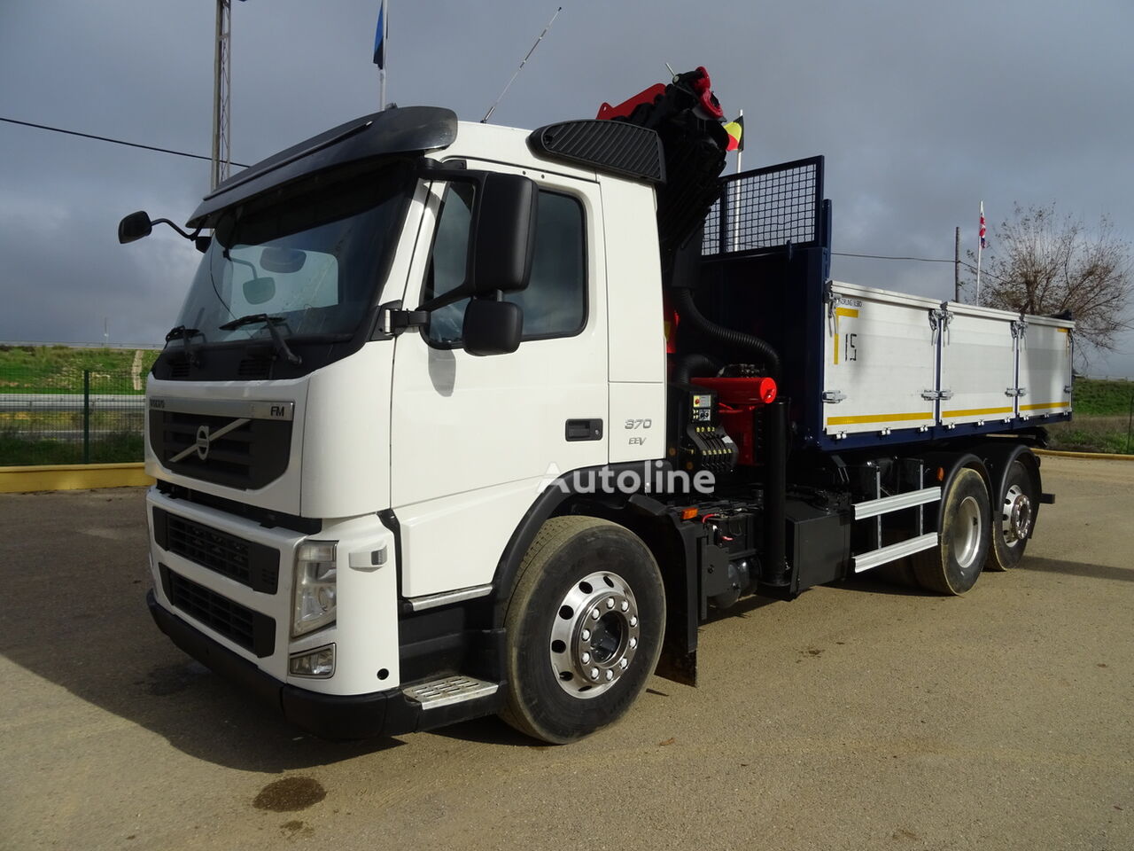 شاحنة مسطحة Volvo FM 370