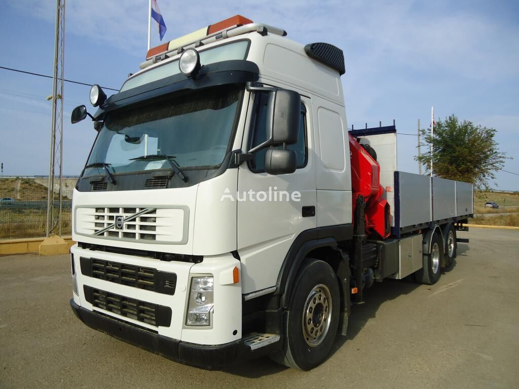 Volvo FM 440 flatbed truck