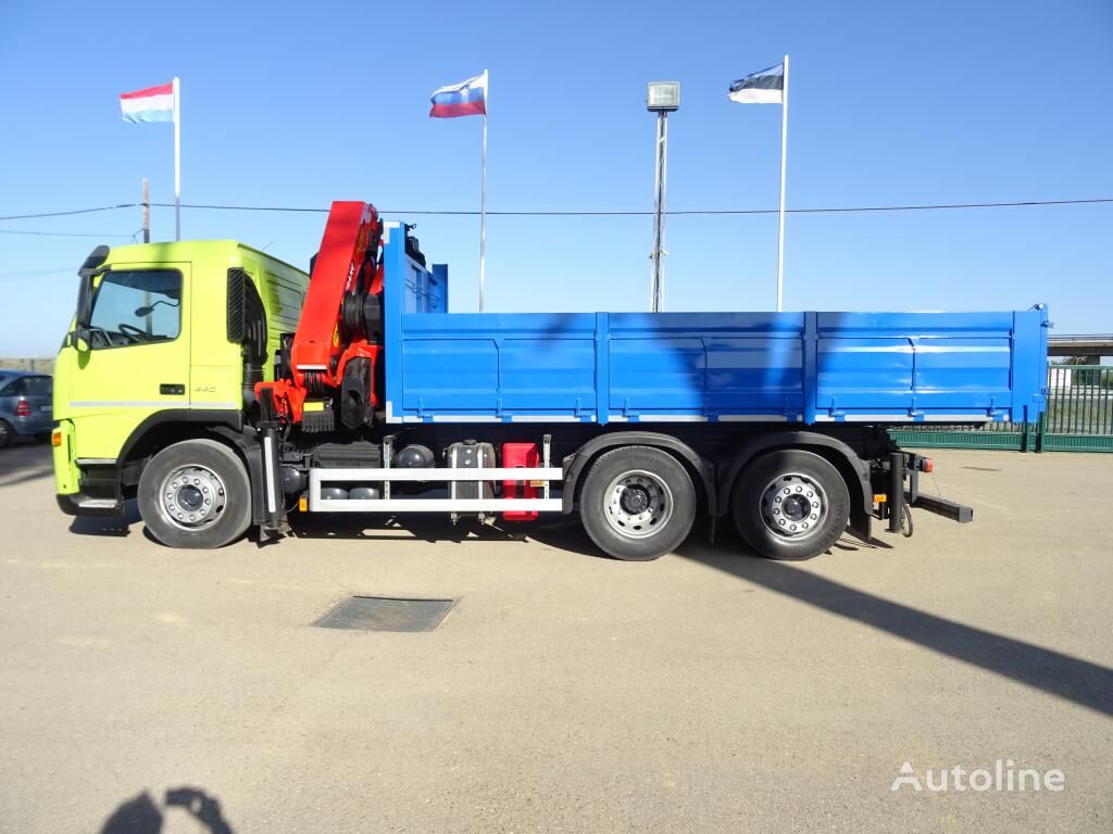 Volvo FM 440 flatbed truck