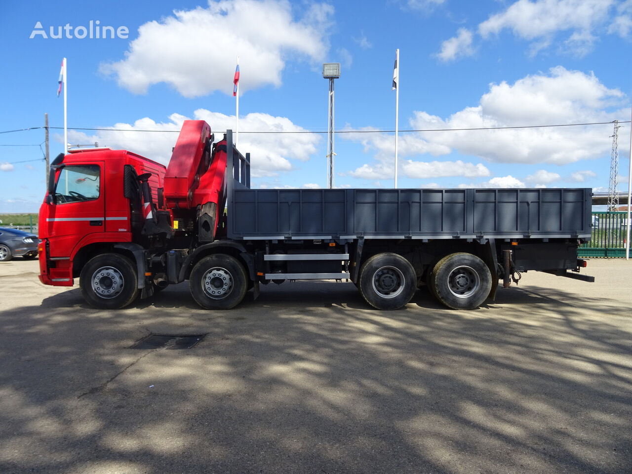 Volvo FM 480 flatbed truck