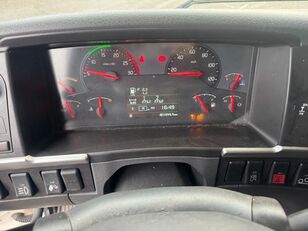 Volvo FM 9.340 6X2 EURO 5 HIAB 211 EP3 + REMOTE CONTROL flatbed truck for sale - Image 22 | Autoline HK Volvo FM 9.340 6X2 EURO 5 HIAB 211 EP3 + REMOTE CONTROL flatbed truck | Image 22 - Autoline