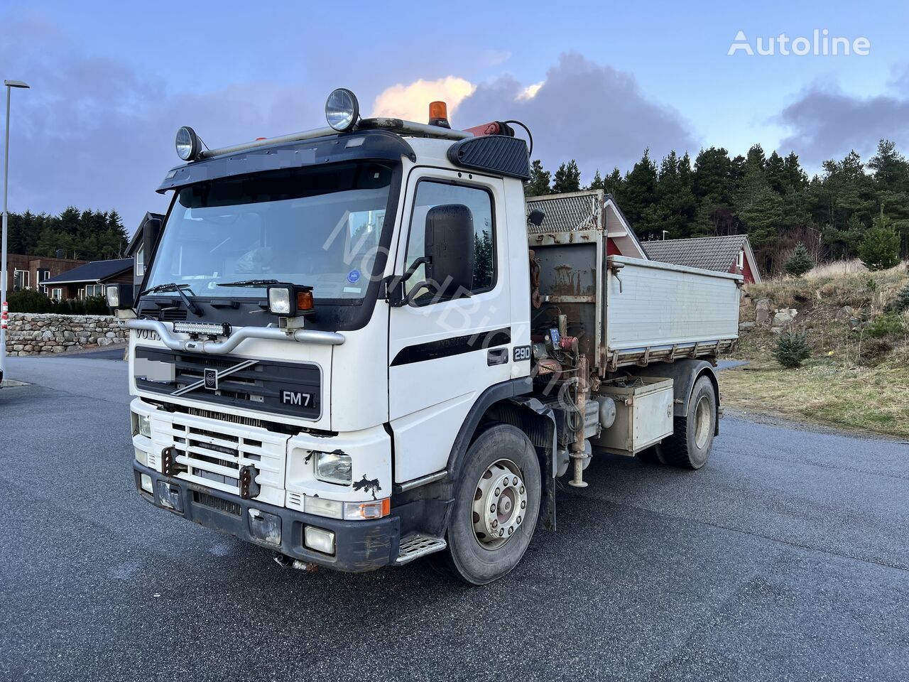 Volvo FM7 290 *DUMPER + crane HMF 753 *VIDEO Pritsche LKW