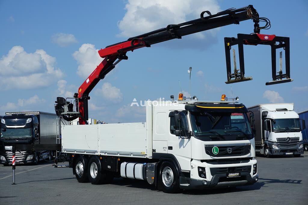 Volvo FMX / 370 / 6 X 2 / SKRZYNIOWY + HDS / HMF 2000 L3 / OŚ SKRĘTNA  flatbed truck