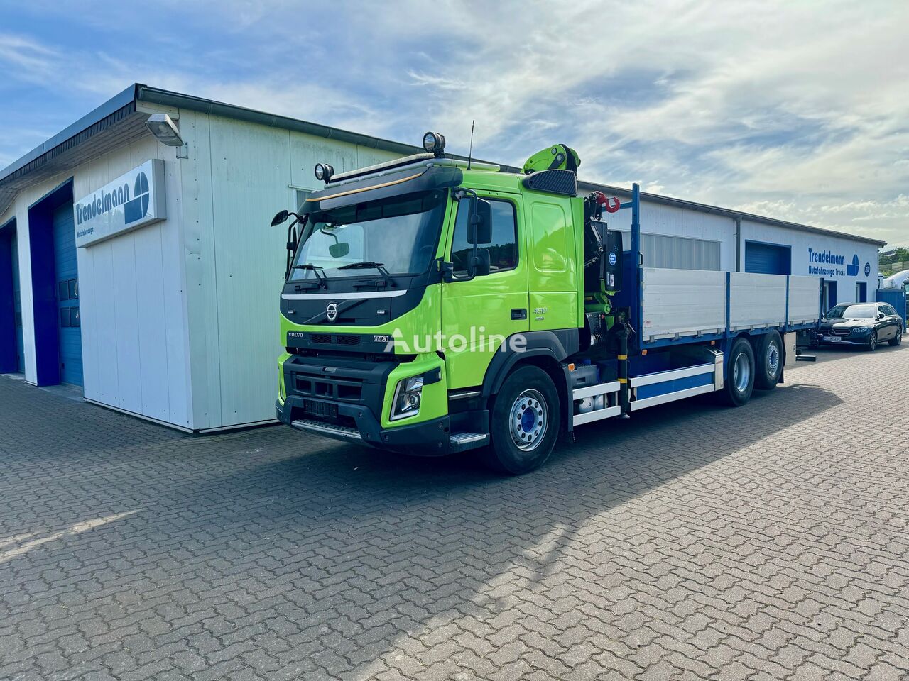 Volvo FMX 450  flatbed truck