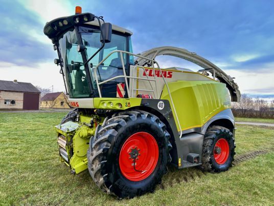 Claas JAGUAR 940 önjáró szecskázó