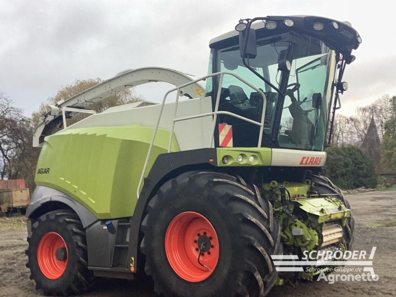 Claas JAGUAR 950 önjáró szecskázó