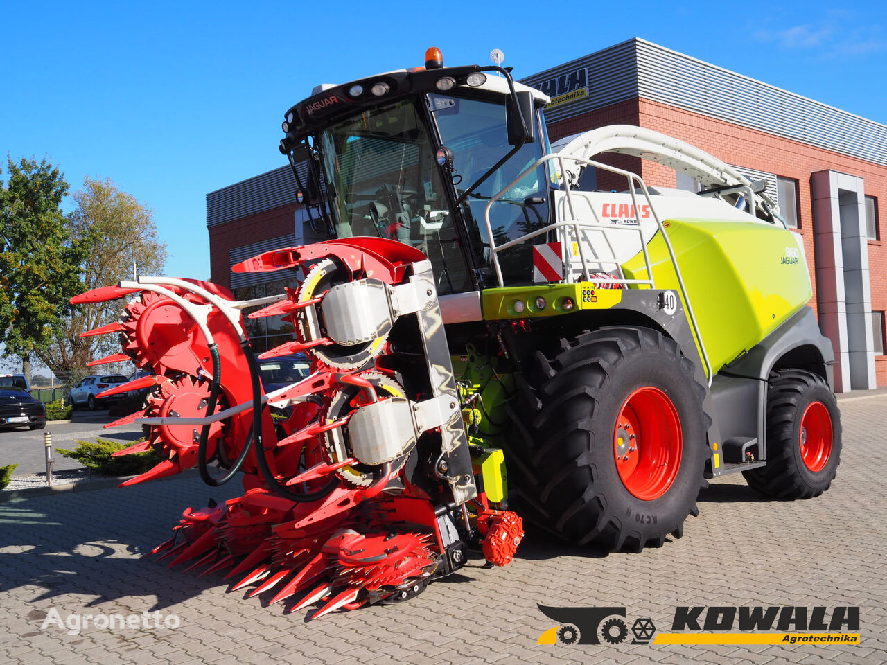 Claas Jaguar 860 4WD + Kemper 360 Plus  cosechadora de forraje