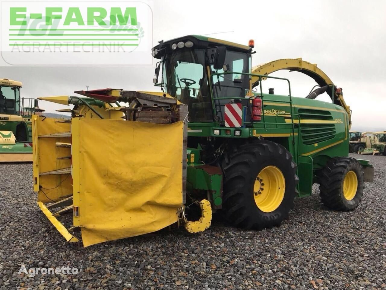 کمباین مخصوص برداشت علوفه John Deere 7500