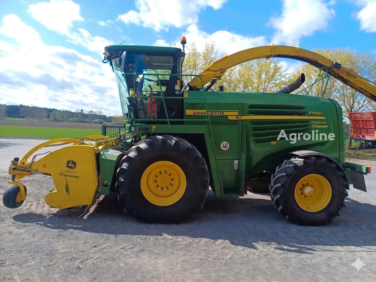 John Deere 7750i + Kemper 375 Plus + PU 630C forage harvester - Agroline