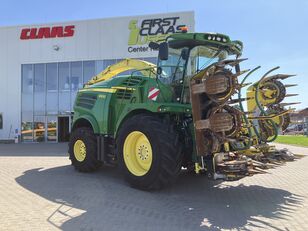 John Deere 8300 forage harvester