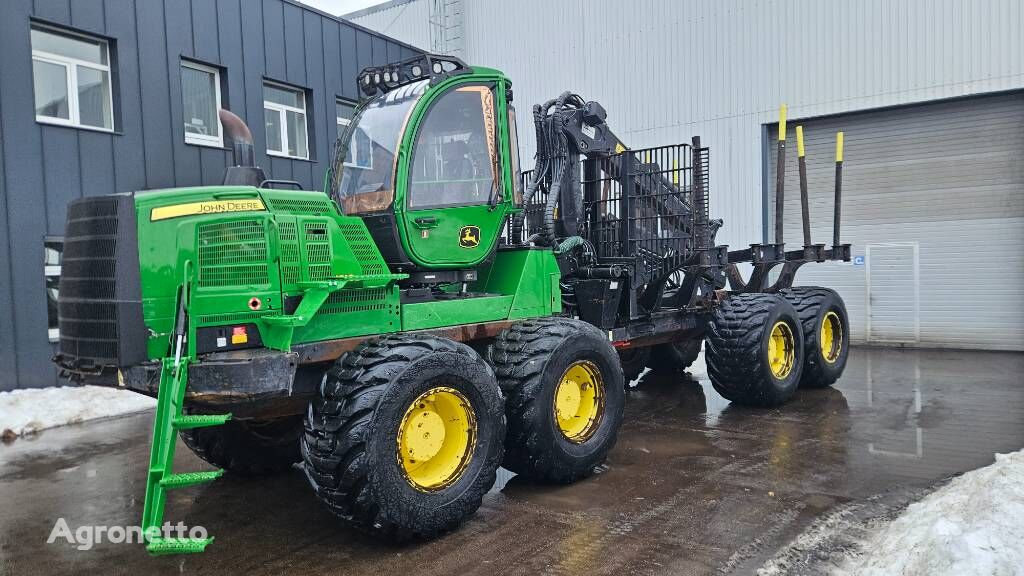 John Deere 1910G forwarder