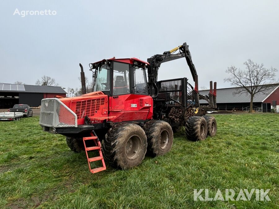 Valmet 860 forvarder