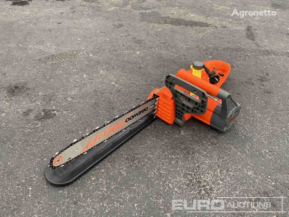 new Daewoo DCS2016E gasoline chainsaw