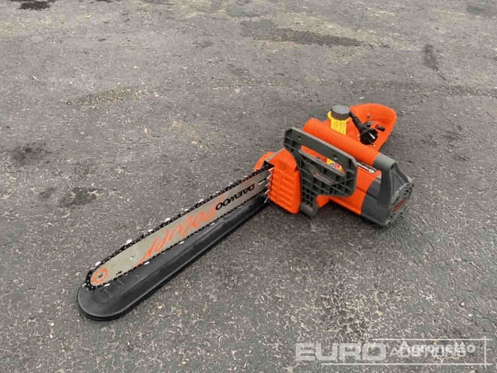 new Daewoo DCS2016E gasoline chainsaw