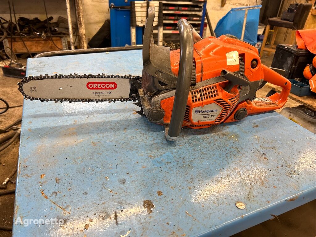 Husqvarna 560 XP gasoline chainsaw