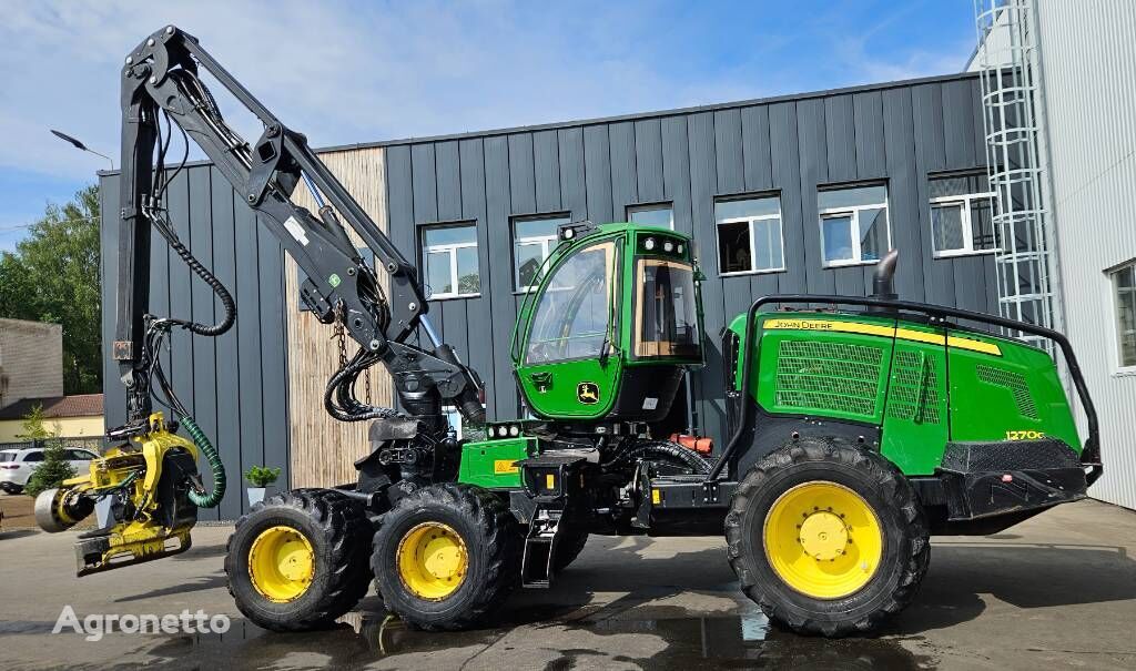 John Deere 1270 G IT 4 harvester