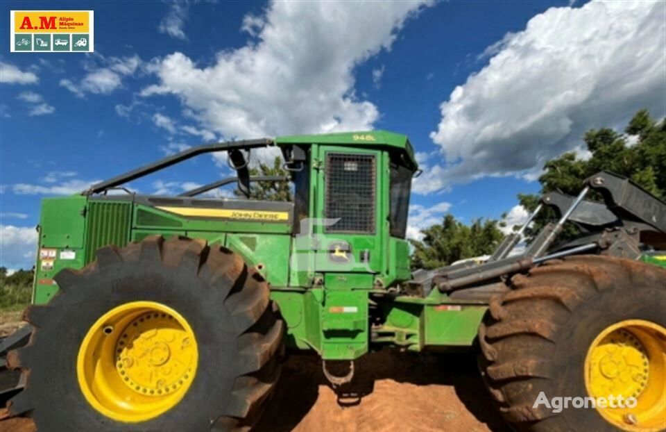 John Deere 948L skidder