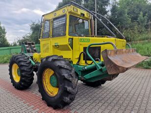 LKT LKT 82 Skider šumski traktor