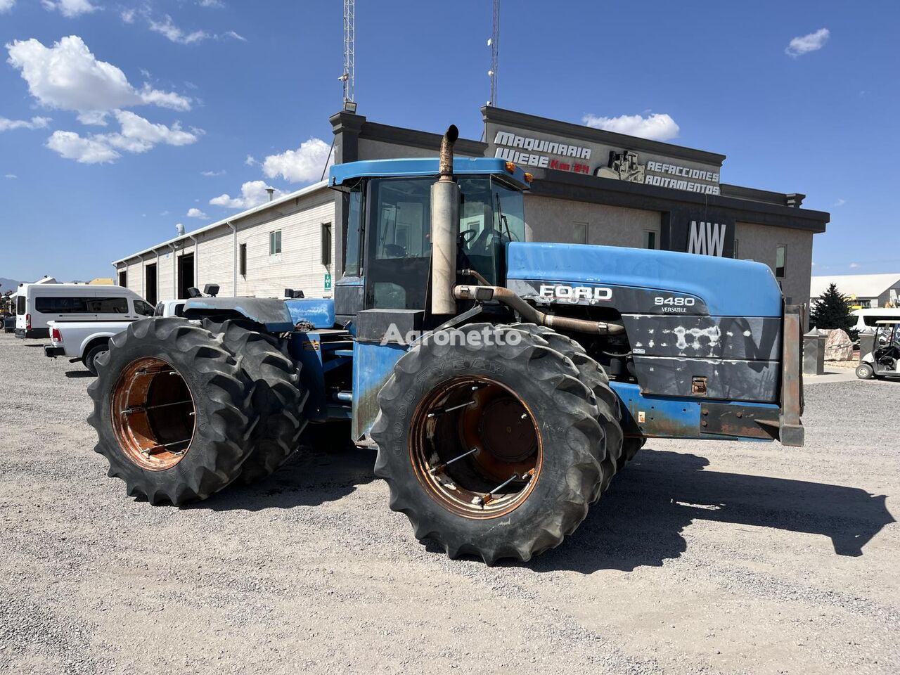 трелевочный трактор New Holland 9480