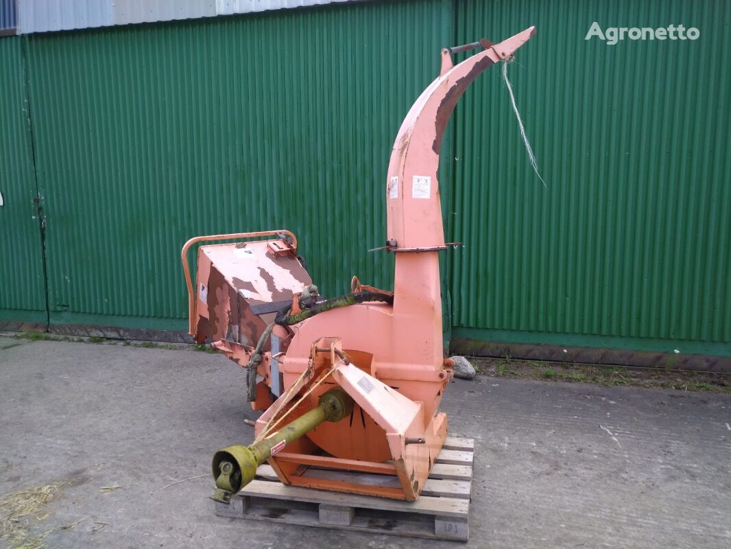 Jensen BX 62 R wood chipper