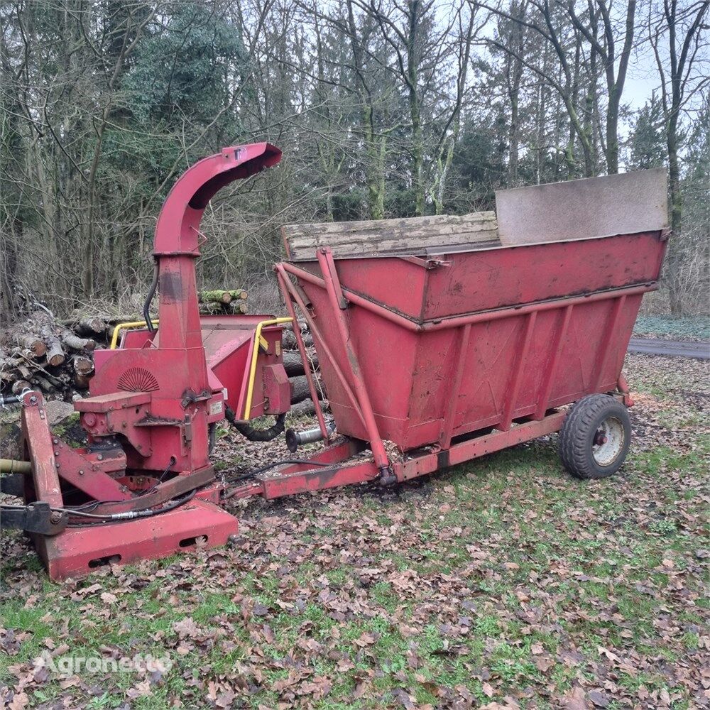 Linddana 200 DH wood chipper