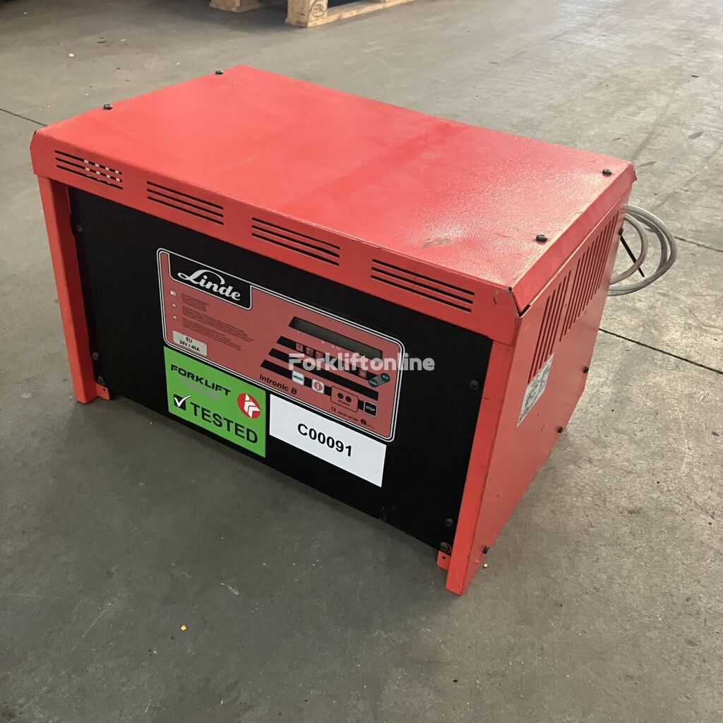 Hawker E 24V / 40A Tronic B forklift battery charger