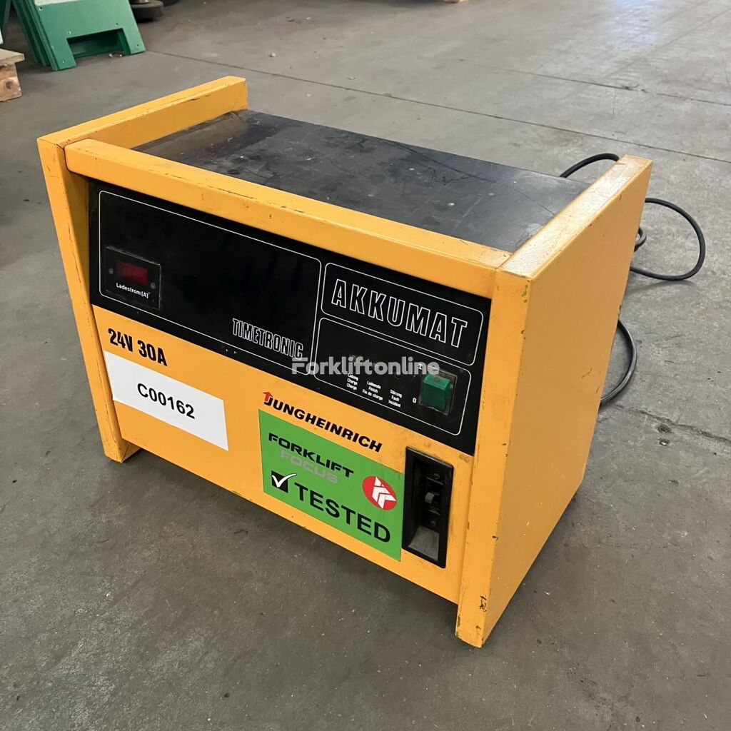 Jungheinrich E220G24/30B-ET-DA forklift battery charger