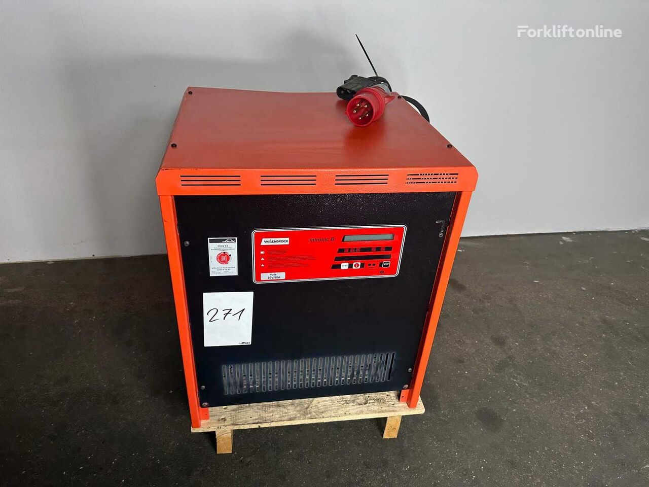 Linde Intronic B Puls forklift battery charger