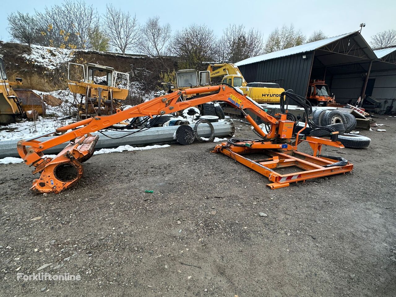 Caterpillar forklift boom