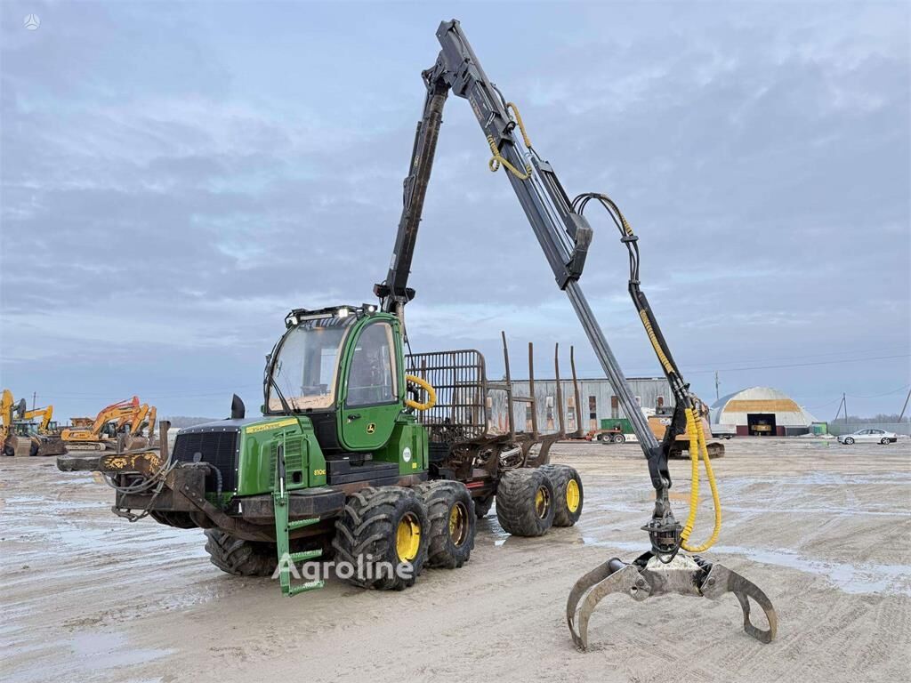 Porteur forestier John Deere 810 E WINCH + TRACKS - Agroline