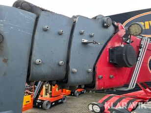 فروش فورواردر Magni RTH 5.26 S-M/C - تصویر 40 | Agroline IR فورواردر Magni RTH 5.26 S-M/C | تصویر 40 - Agroline