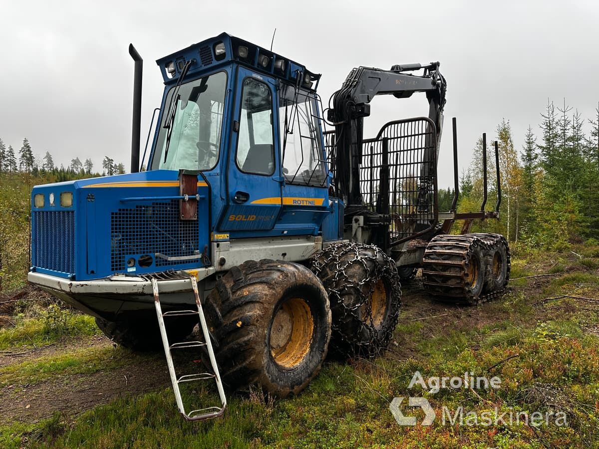 شاحنة نقل جذوع الأشجار المقطوعة Rottne Solid F12-S - Agroline