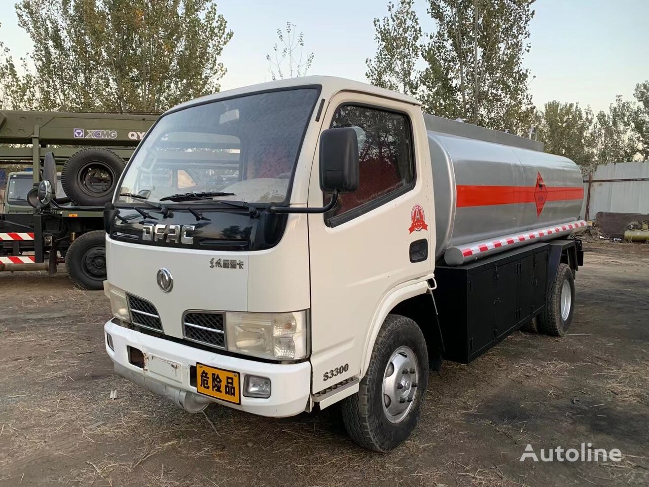 camion cisternă combustibil DONGFENG FOTON fuel tank truck