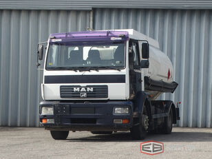 camião de transporte de combustivel MAN 14.225