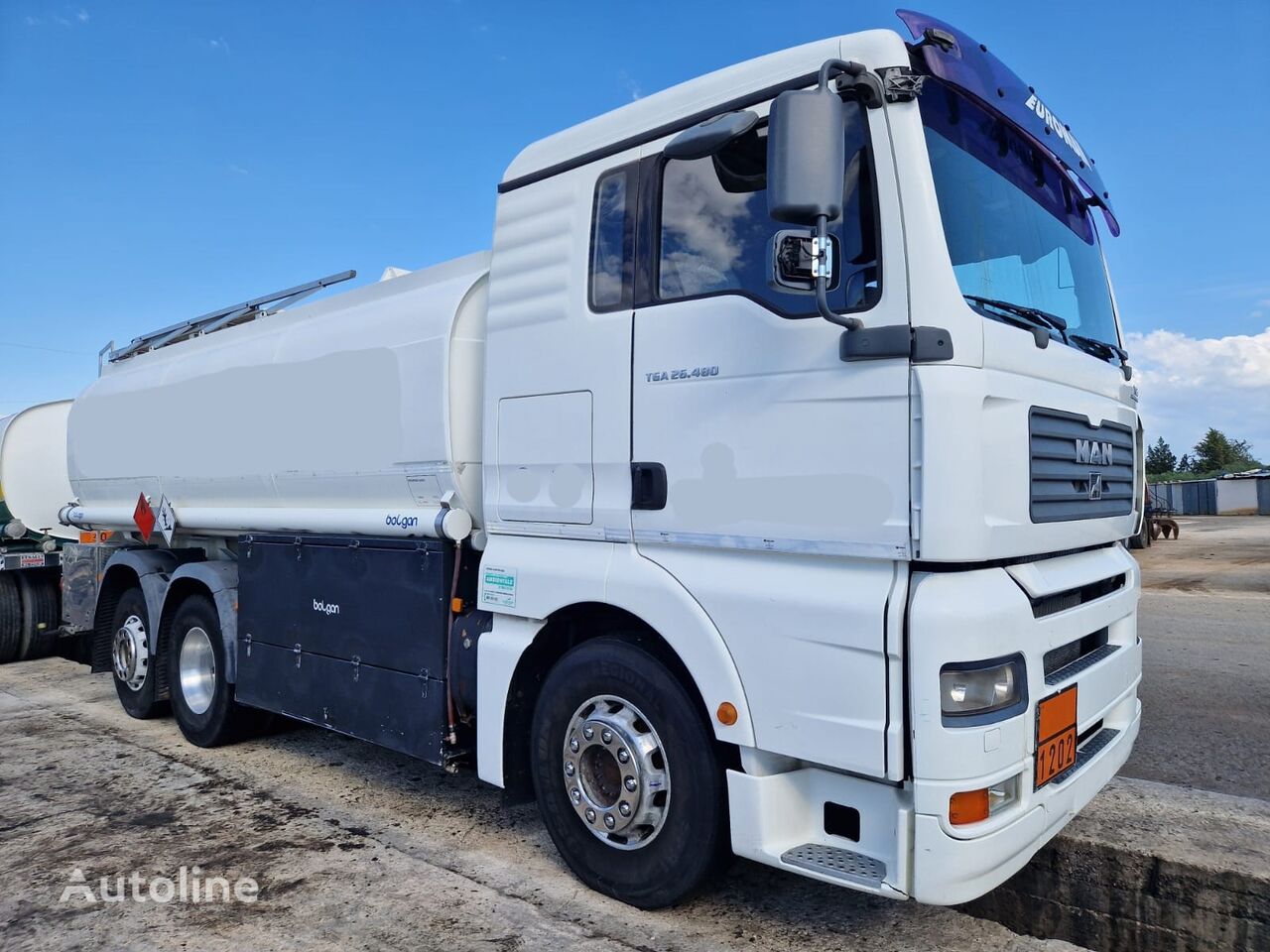 MAN TGA 26.480 fuel truck