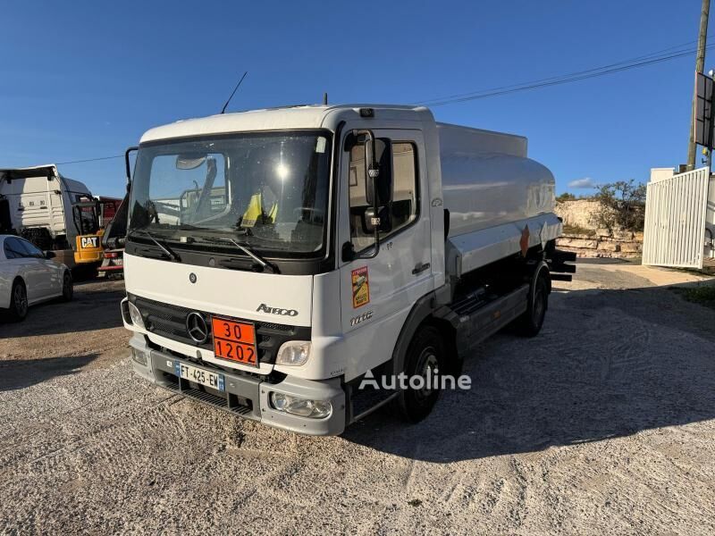 شاحنة نقل الوقود Mercedes-Benz Atego 1018