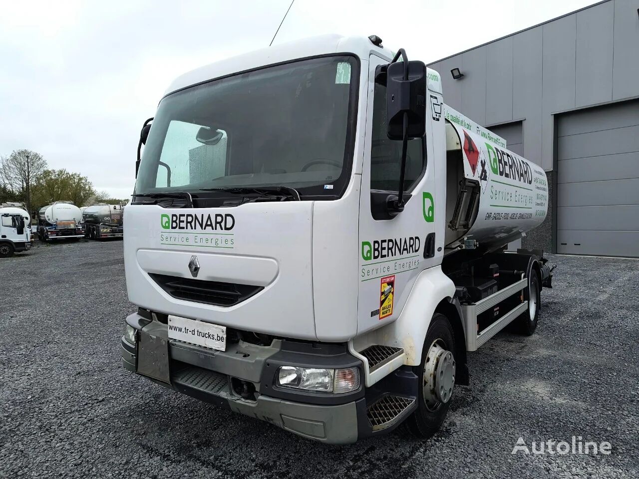 Renault Midlum 210 CARBURANT / FUEL 10500L - SUSPENSION LAMES / LEAF Kraftstoff-LKW