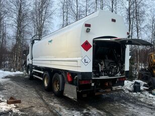 Scania 124G fuel truck