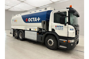 nákladní vozidlo na přepravu pohonných hmot Scania P360 - 6x2