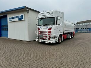 Scania R 500 fuel truck