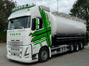 xe chở xăng dầu Volvo FH 540 8x2 EURO6 SILO Lindner Fischer Pellets 35000 L