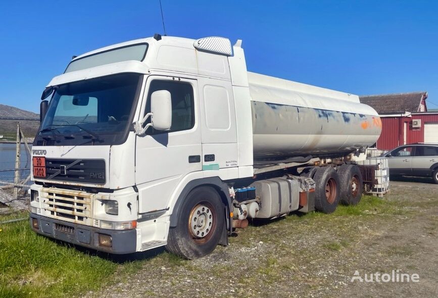 شاحنة نقل الوقود Volvo FH12 420 *6x2 *MANUAL *15m3 *4 SECTIONS