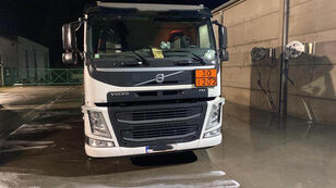 Volvo FM 330 autocisterna za gorivo