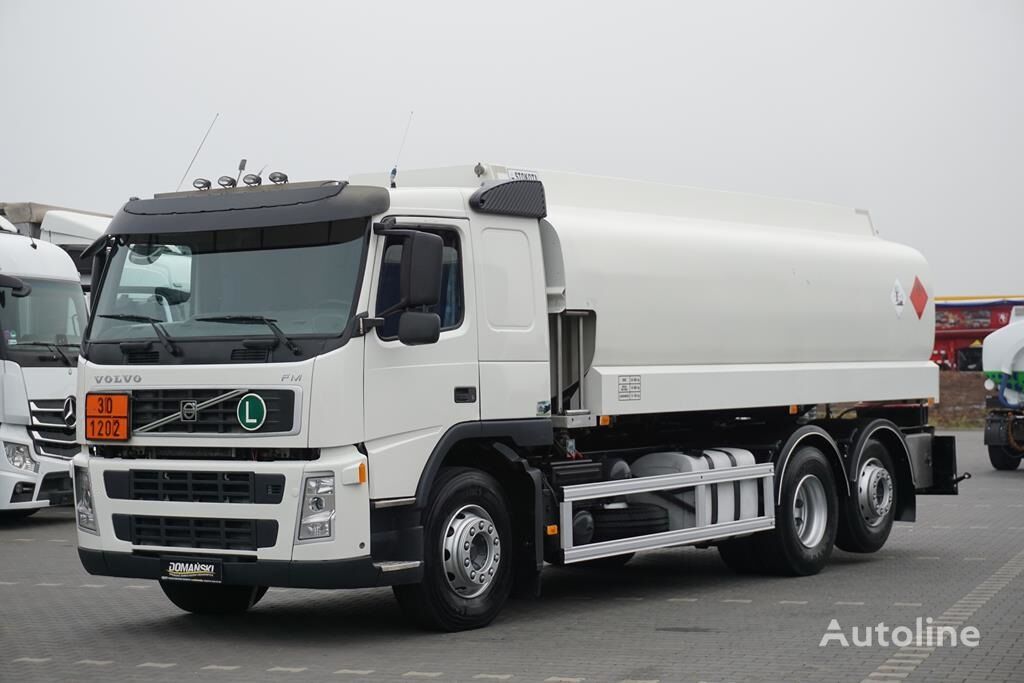 truk pengangkut bahan bakar Volvo FM / 440 / AUTOCYSTERNA / 19050 L / 3 KOMORY / WYDAWKA