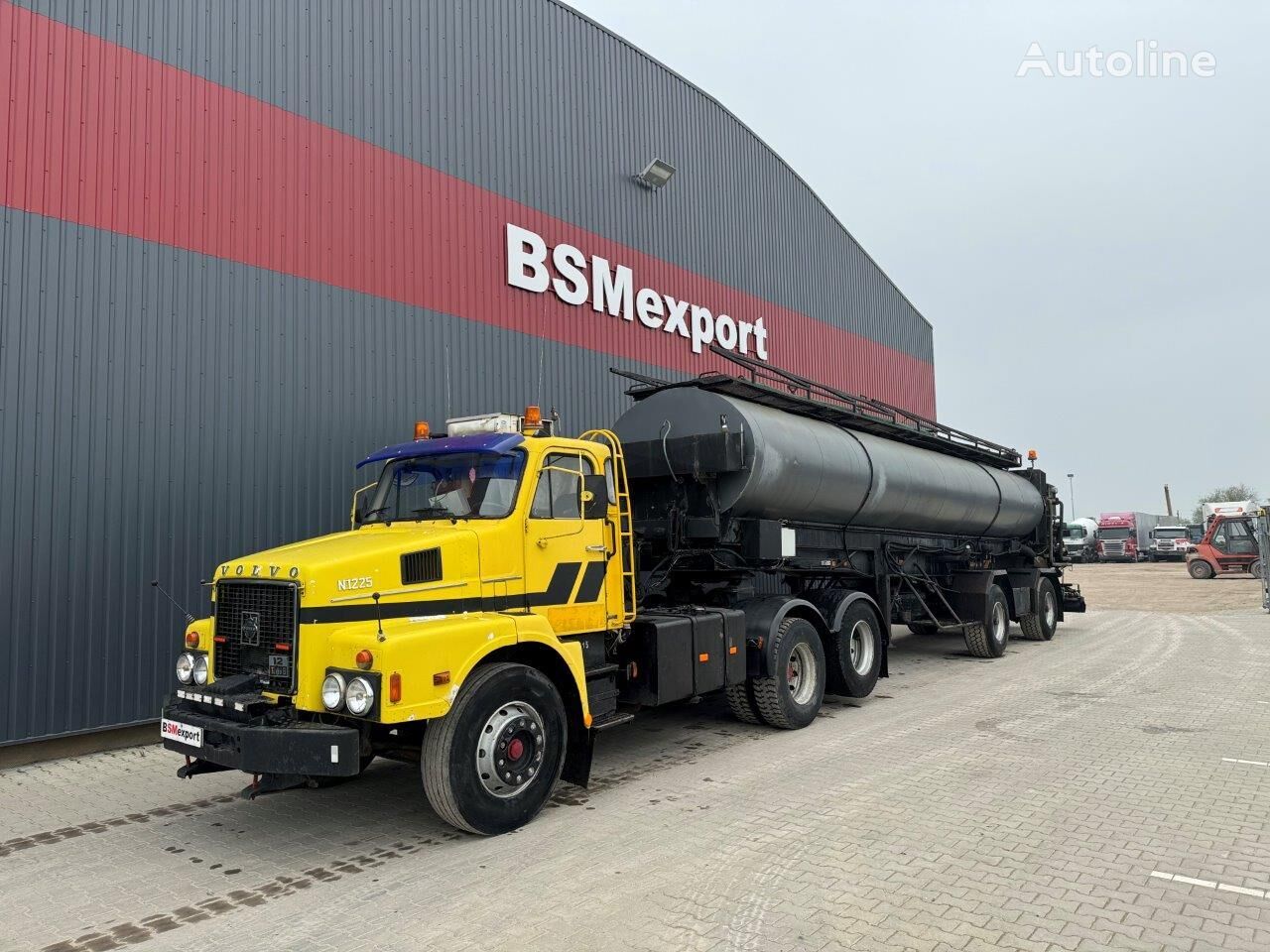 Volvo N12 + bitum spreader semitrailer fuel truck