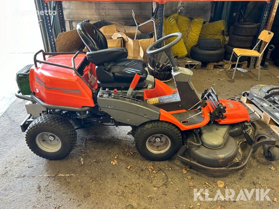 Husqvarna PF21 AWD tractor cortacésped