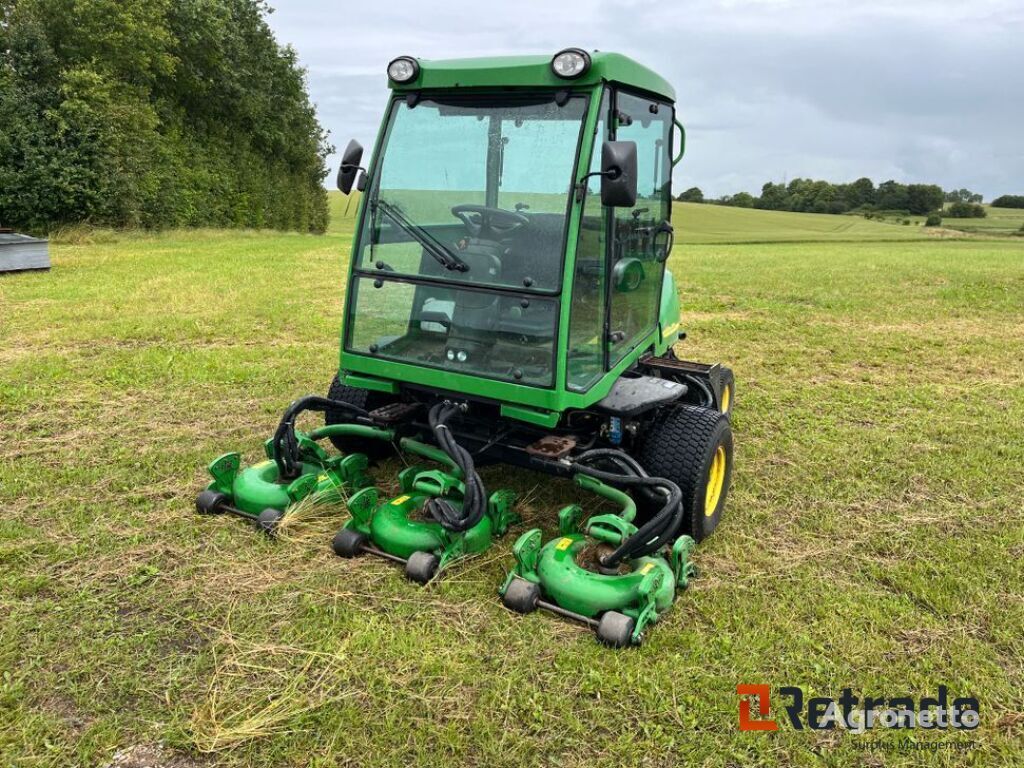 трактор газонокосилка John Deere 3245 C