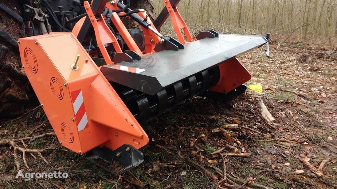 Forest mower for mulching, destroying branches, bushes, thicket. desbrozadora de arcén nueva