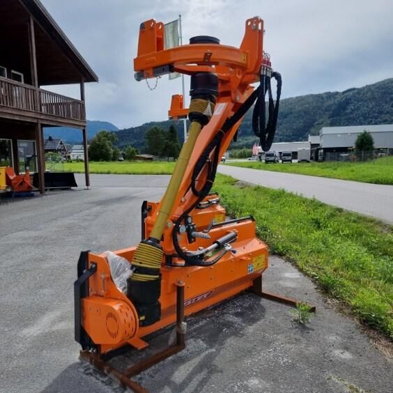 Talex Leopard RB200 roadside mower